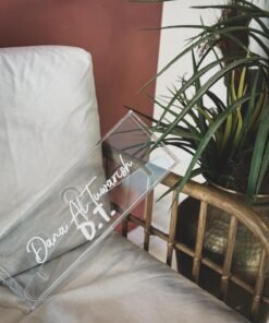 Big Acrylic Box Without Hangers